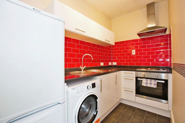 Flat for sale in Market Square, Crewkerne