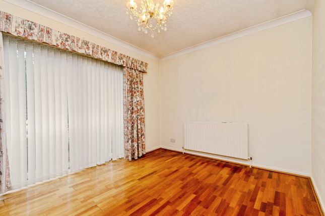 16, Goldthorne Avenue, Cannock photo 3