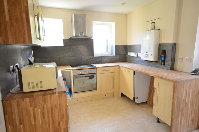 Thumbnail Semi-detached house to rent in London Road, Sittingbourne