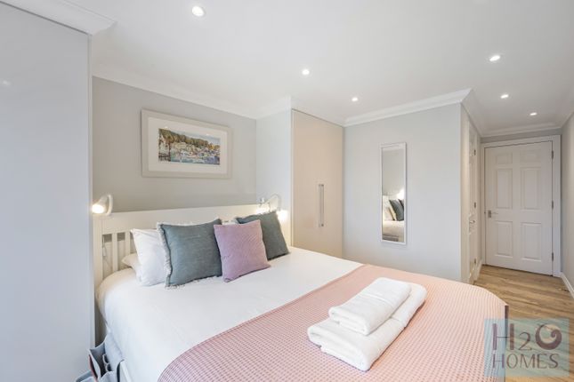 The Strand, Collingwood Court, 34-006