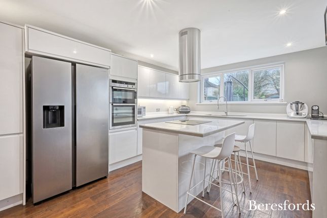 46, St. Kildas Road, Brentwood photo 2