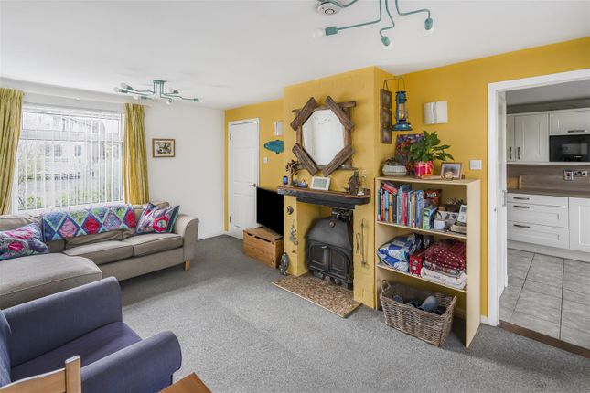 21, Lower Harlings, Shotley Gate photo 4