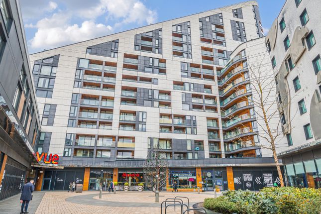 Flat for sale in St. Marks Square, Bromley, Kent