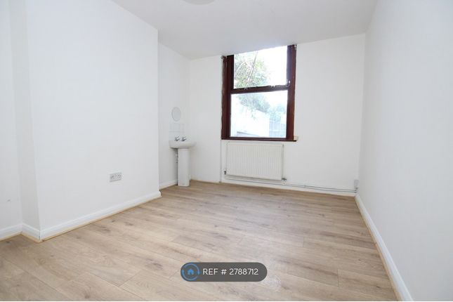 St Georges Avenue, Sheerness photo 3