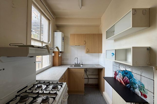 68, Charteris Road, London photo 4