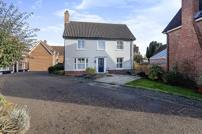 Thumbnail Detached house for sale in Muir Drive, Hingham, Norwich