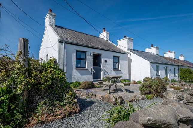 2-bed house on Swnt Cottages, Moelfre, £275,000