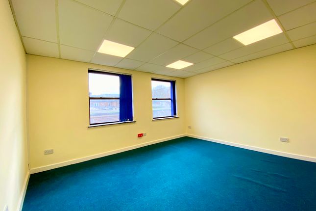 Office to let in Eleanors Cross, Dunstable