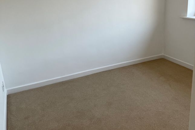 Property to rent in London Road, Frodsham