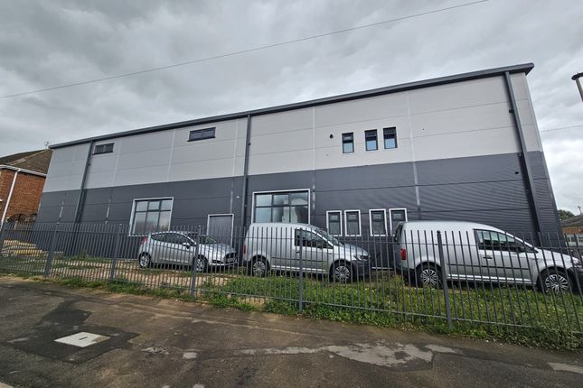 Warehouse to let in Ireton Avenue, Leicester