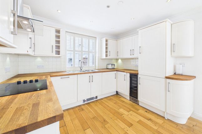 22, St. Pauls Lane, Gloucestershire photo 4