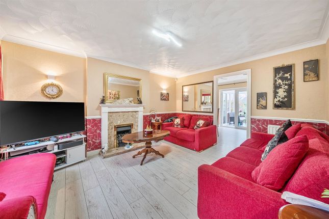 46, King Charles Road, Radlett photo 2