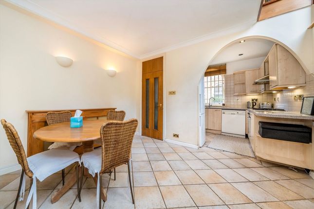 22, Elgin Mews North, Maida Vale photo 4