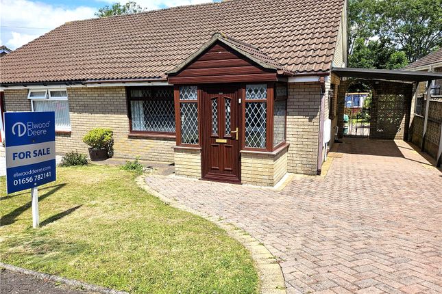 Thumbnail Bungalow for sale in Lakin Drive, Highlight Park, Barry, Vale Of Glamorgan