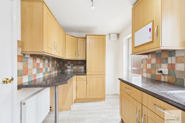10, Piper Close, Nottingham photo 4