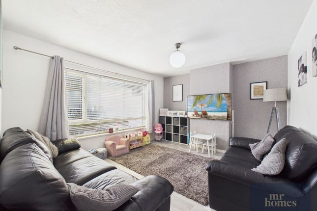 317, Heol Trelai, Cardiff photo 2