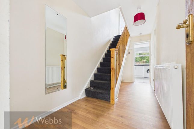 22, Wyre Close, Walsall photo 2