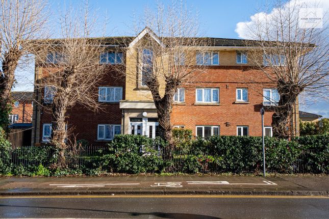 1-bed flat on 12, Hennessy Road, London, £189,999