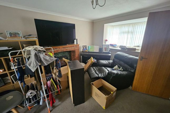 11, Crows Grove, Bristol photo 2