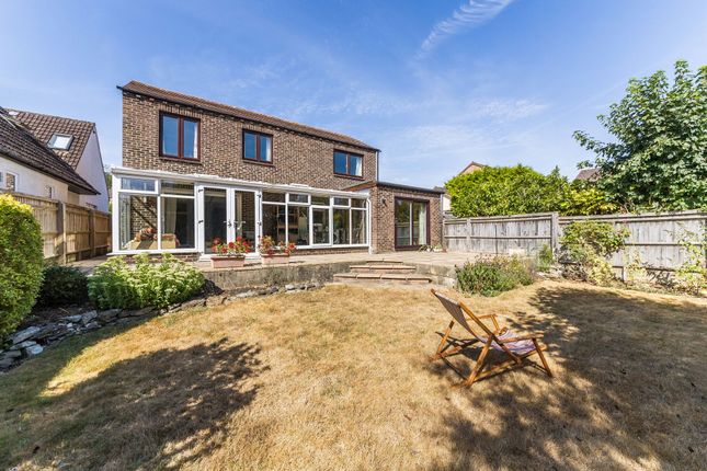 5 Woodcroft, Oxford photo 4