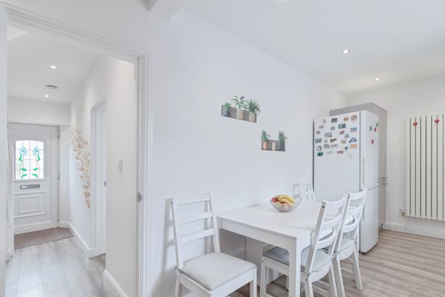 99, Gallards Hill, Leicester photo 4