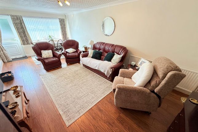 43, Halt Road, Great Yarmouth photo 2