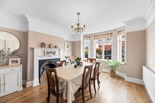 28 Stanley Avenue, Warrington photo 4
