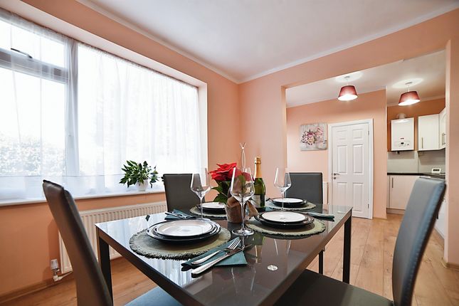 6, Bramble Avenue, Norwich photo 4