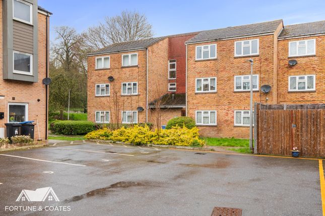 Thumbnail Flat for sale in Wissants, Harlow
