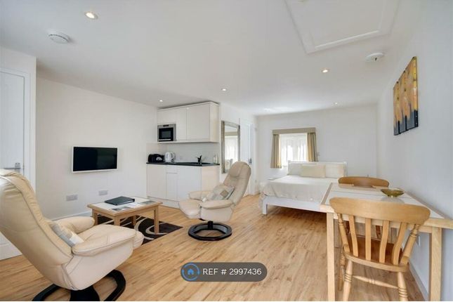 Newcombes Poole Street, Great Yeldham, Halstead photo 3