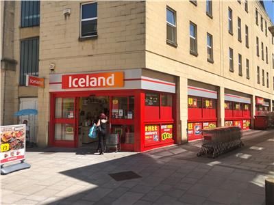 Retail premises to let in 4 Ham Gardens, Southgate, Bath, Bath And North East Somerset