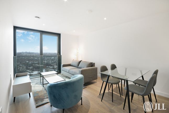 Thumbnail Flat for sale in City North East Tower, Finsbury Park