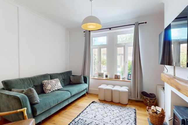 31, Ironbridge Road, Cardiff photo 2