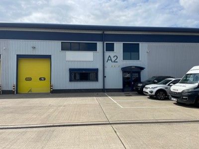 Industrial to let in Oyo Business Units, Crabtree Manorway North, Belvedere, Kent