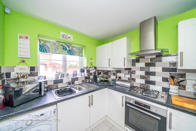 14, Redmires Close, Walsall photo 3