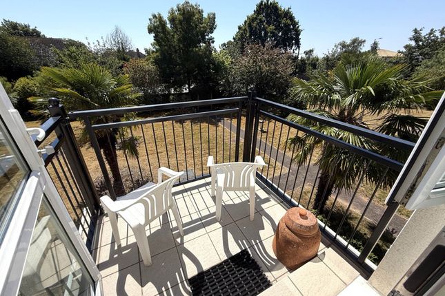 28, Bronte Court, Exmouth photo 3