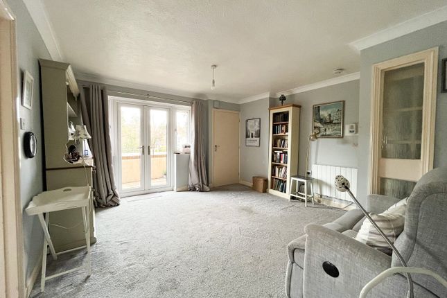 11 Abbey Court, St Martins Way, Battle photo 4