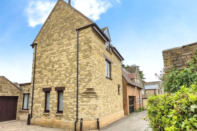3-bed detached on 32E, Marlborough Lane, Oxfordshire, £539,000