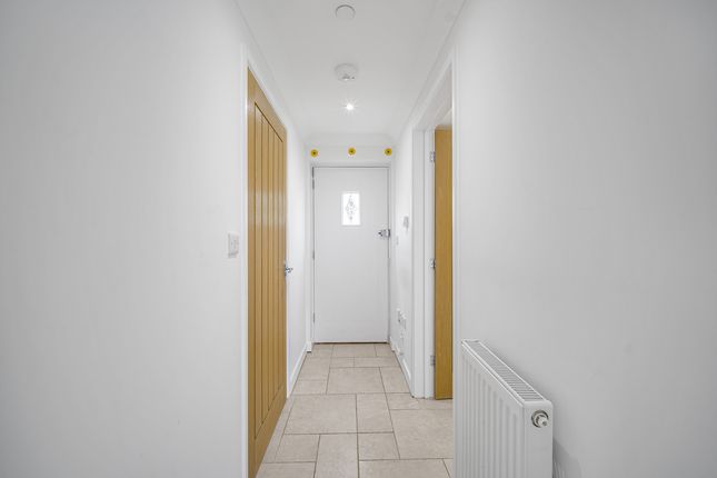 4 Florence Gardens, Florence Gardens, Chepstow photo 3