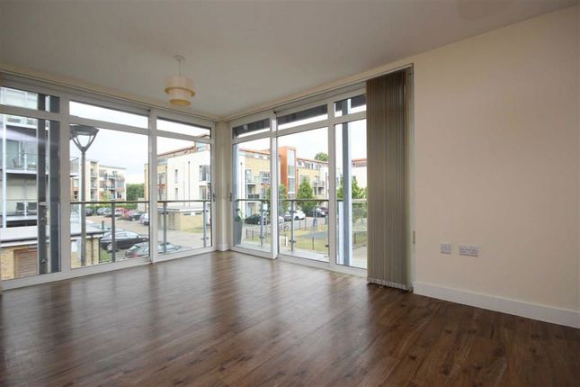 8 Garside Court, 10, Southcott Road, Teddington photo 2