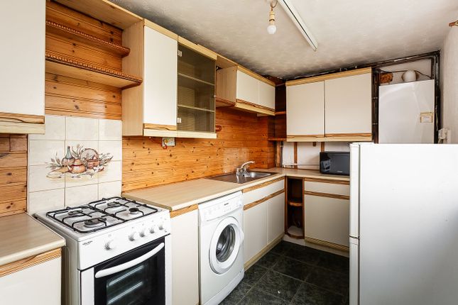 1d, Edgefield Road, Loanhead photo 4