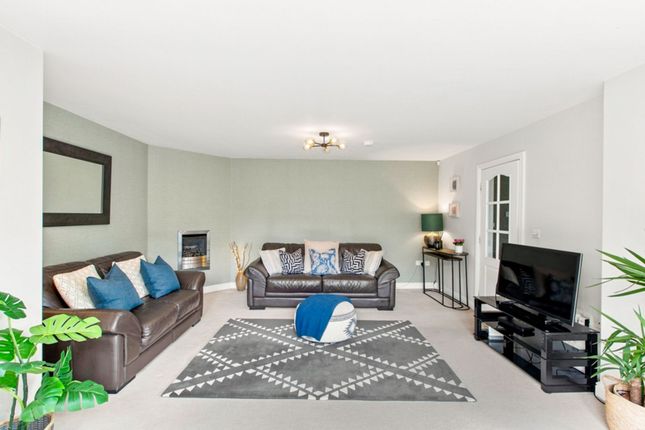 17 Hill Crescent, Ilkley photo 4