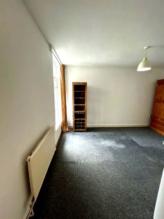 54, Churchill Place, Harrow photo 5