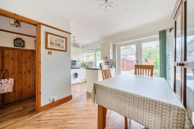 80, Bassetts Way, Orpington photo 3