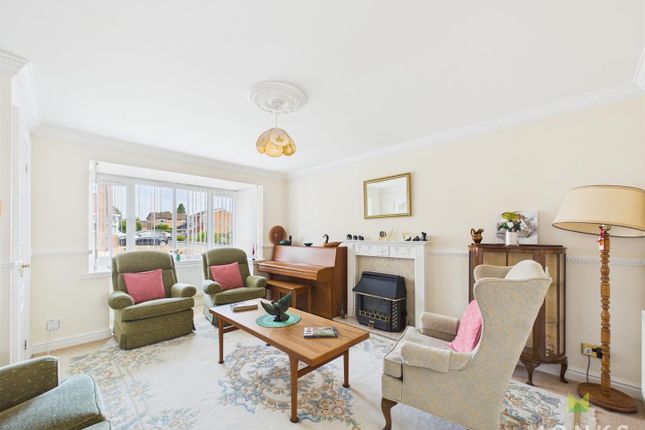 3, Glentworth Drive, Oswestry photo 2