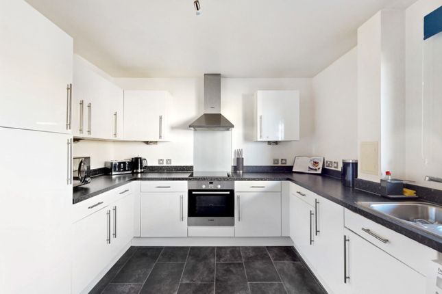 Thumbnail Flat for sale in Calibri Court, London