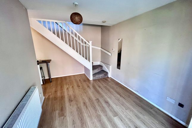 40 Eliot Close, Newport Pagnell photo 5