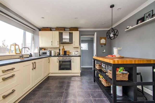 8, Rose Lane, Burntwood photo 3