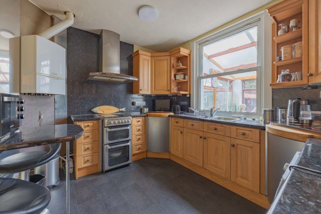 16, Ilminster Road, Taunton photo 3