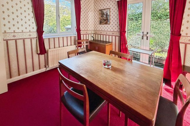 22, Fern Hill Road, Shipley photo 3
